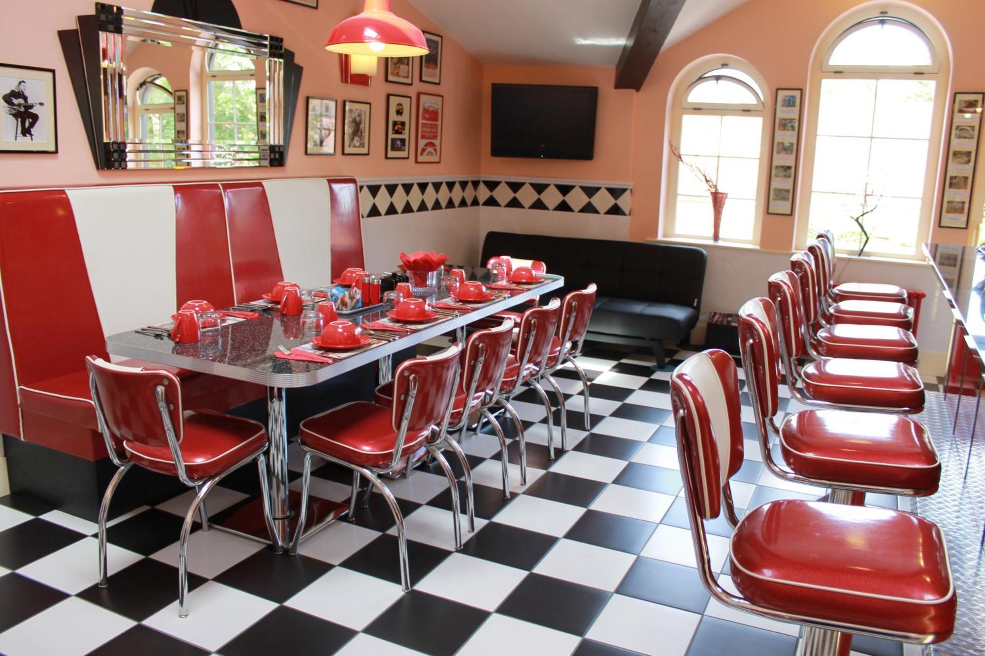 The Pitstop Bed & Breakfast Little Hallingbury (Essex)