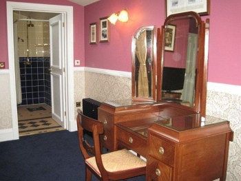 The Pitstop Bed & Breakfast 4*