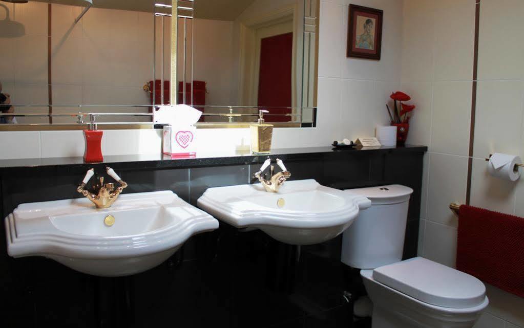 Bed & Breakfast The Pitstop Little Hallingbury (Essex)